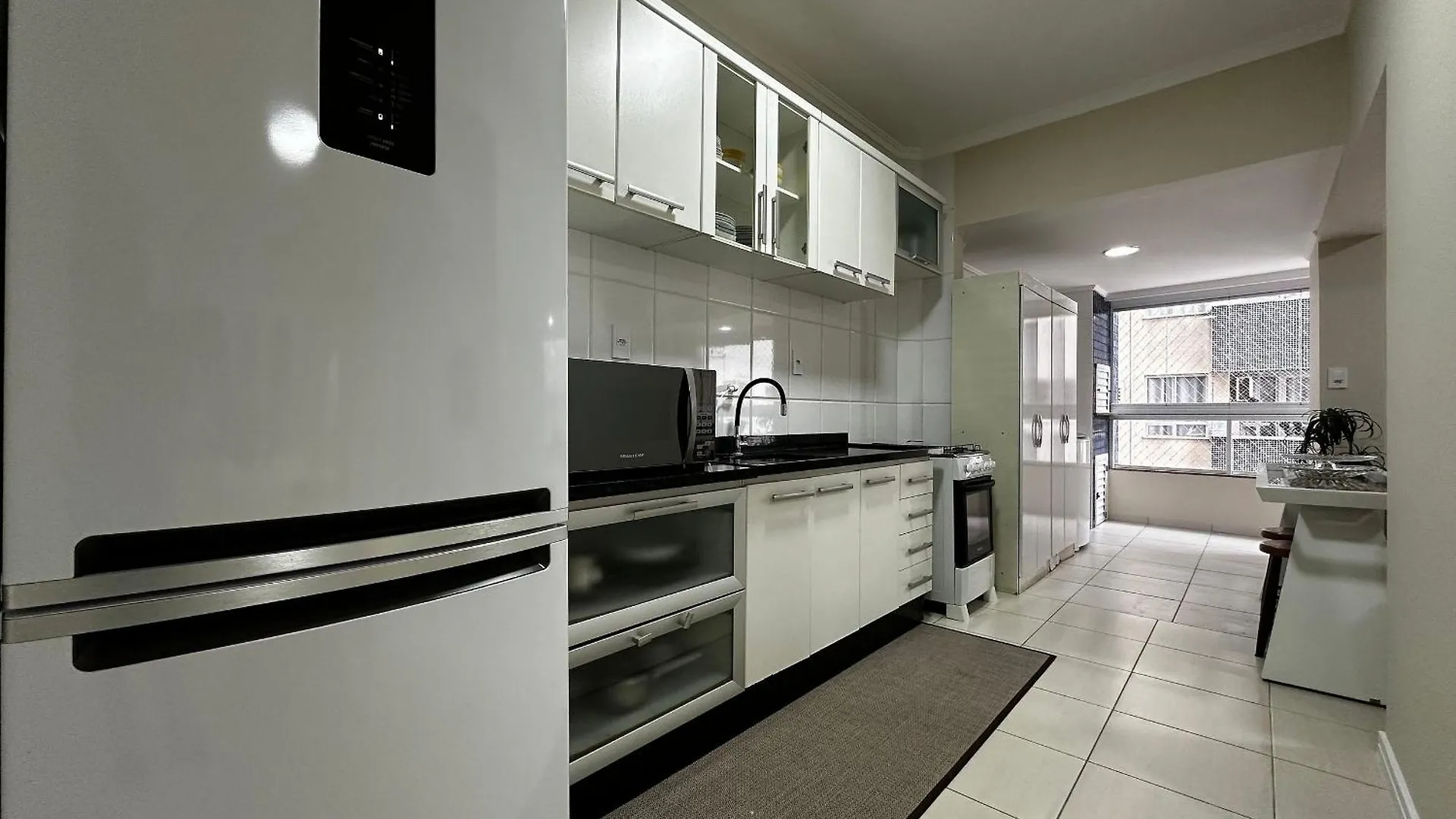 Bc01- Suite+1 | Centro | Churrasqueira | Garagem Balneário Camboriú