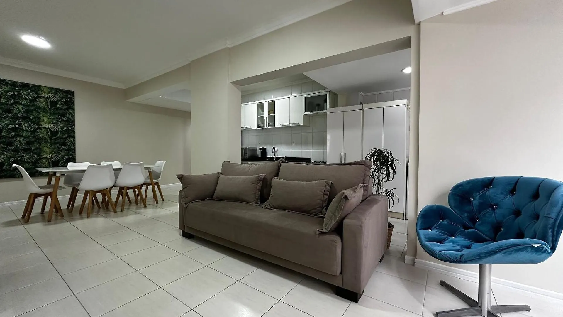 Bc01- Suite+1 | Centro | Churrasqueira | Garagem Balneário Camboriú 아파트